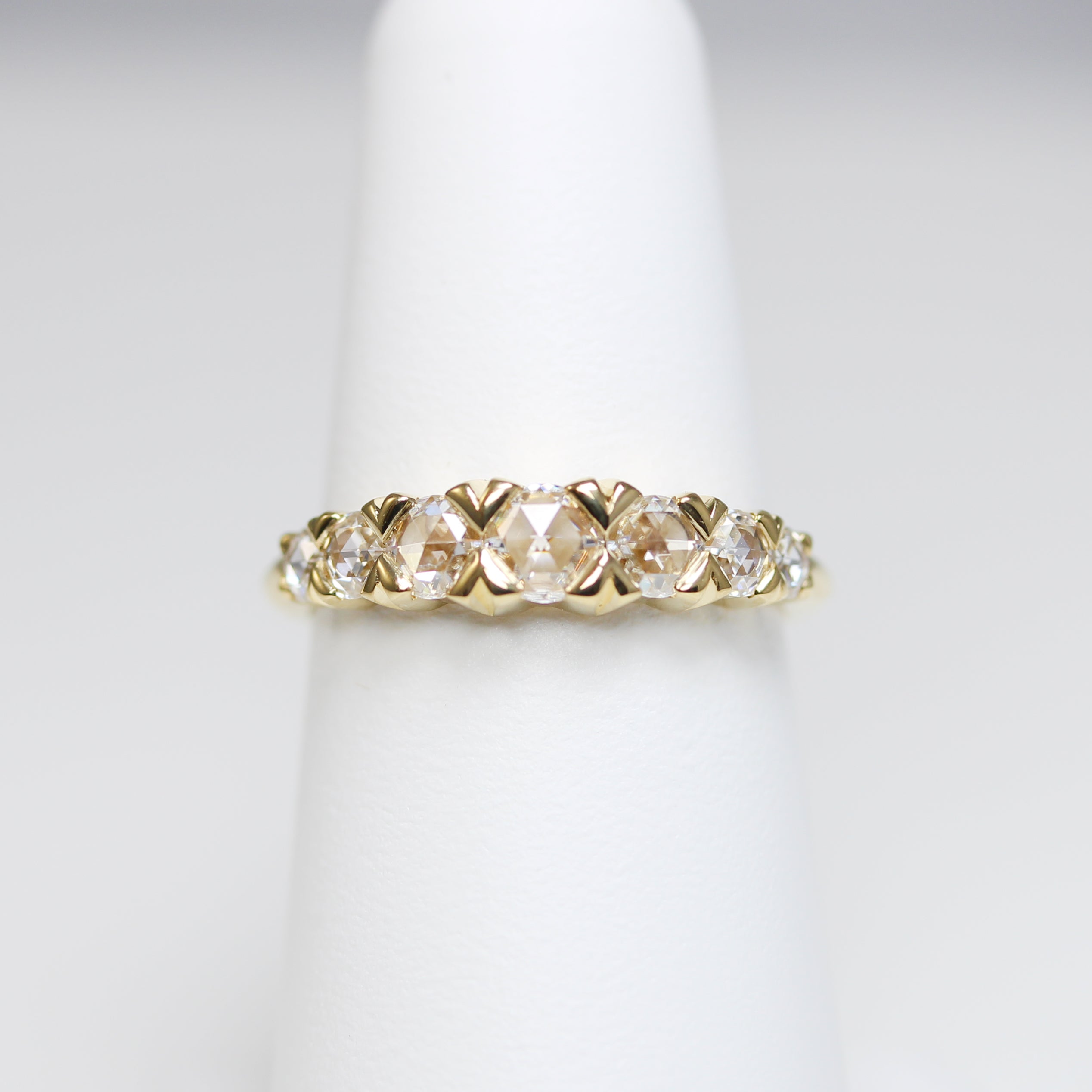 rose cut moissanite band top view