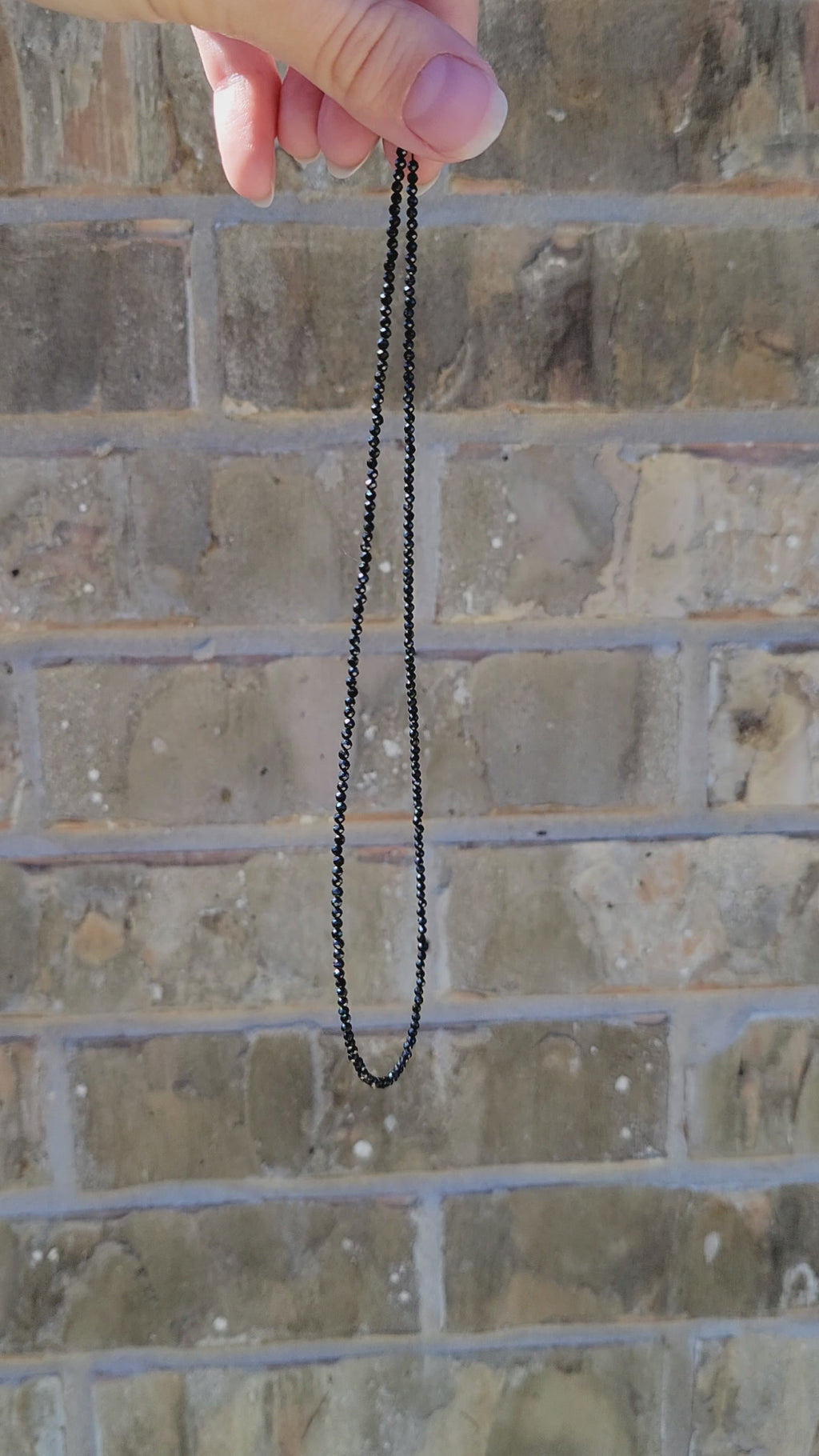 black spinet beaded necklace sparkle